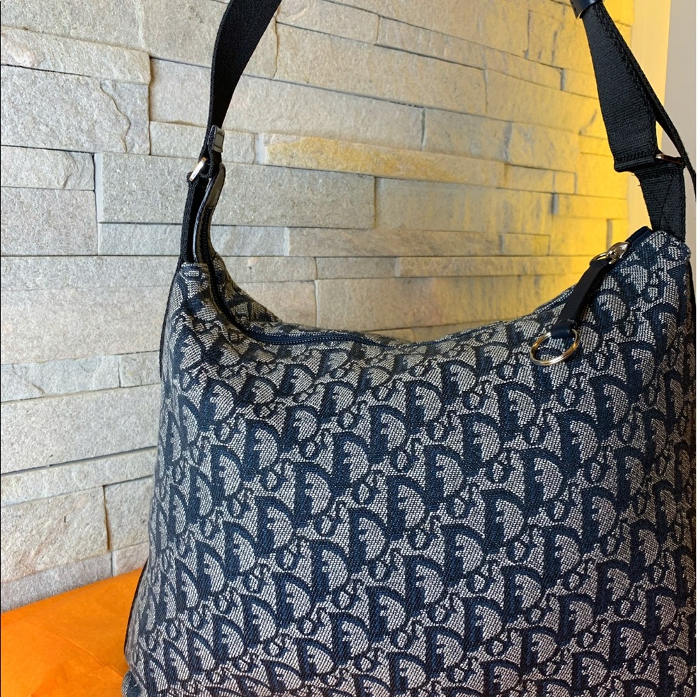 🦋 DIOR MONOGRAM DIORISSIMO SHOULDER BAG 🦋 - Picture 10 of 15
